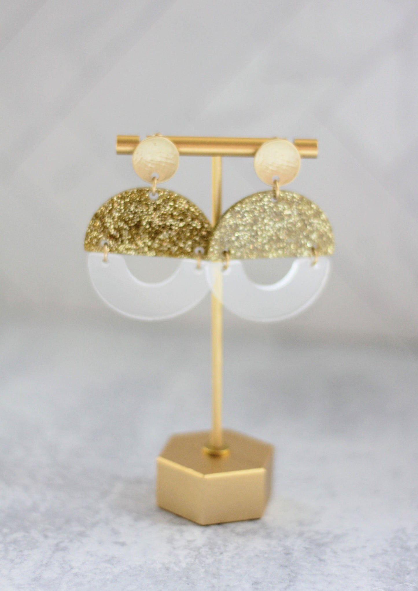 The Stella - Circle Gold Glitter Acrylic Earrings